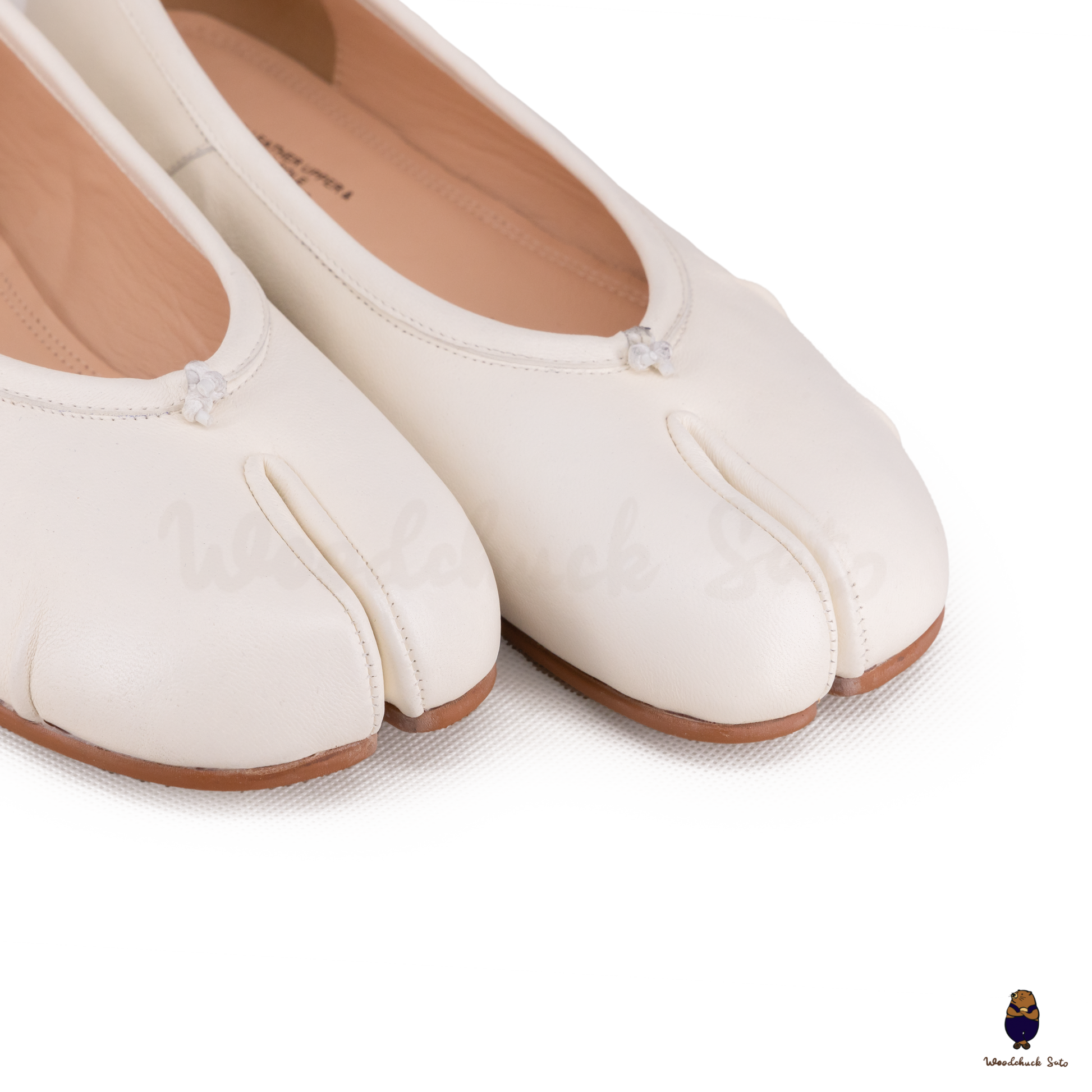 Front view of White Leather Split-Toe Tabi Fold Ballerina Ballet Flats