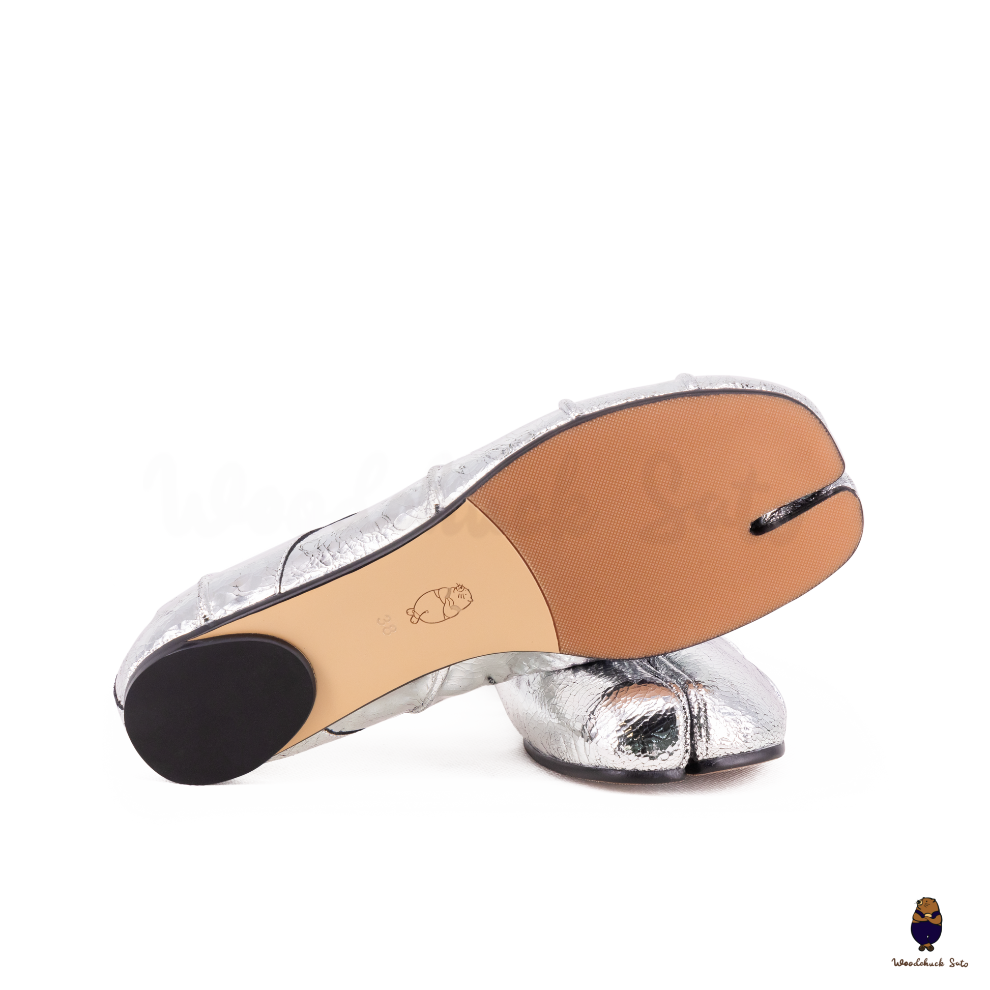 Bottom view of Classic Cracked Silver Fold Leather Tabi Split Toe Ballerina Ballet Flats