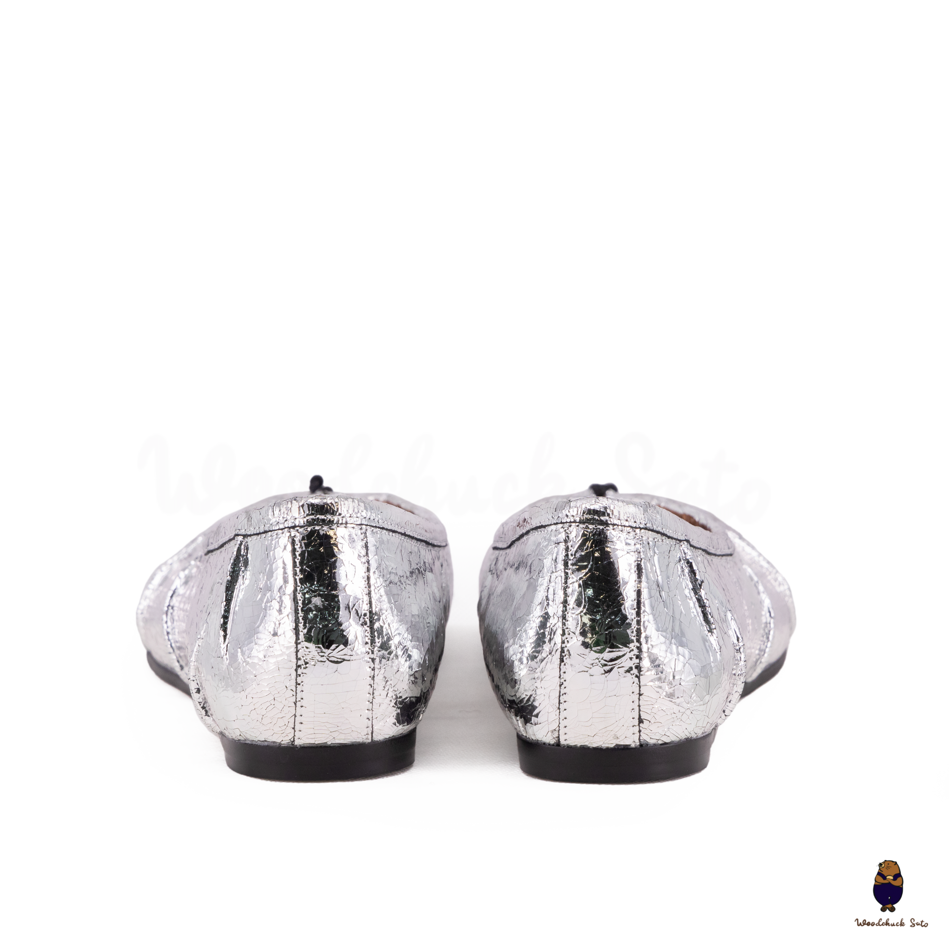 Back view of Classic Cracked Silver Fold Leather Tabi Split Toe Ballerina Ballet Flats